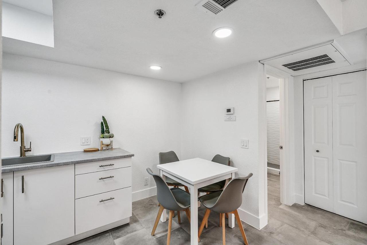 Condo Close To Strip And Raiders Stadium Las Vegas Ngoại thất bức ảnh